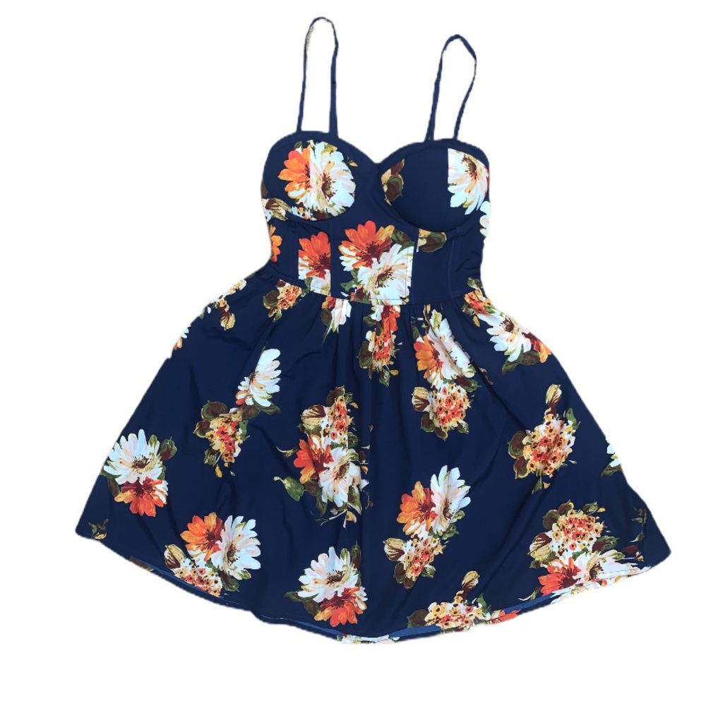 NWOT Band of Gypsies Floral Flutter Dress